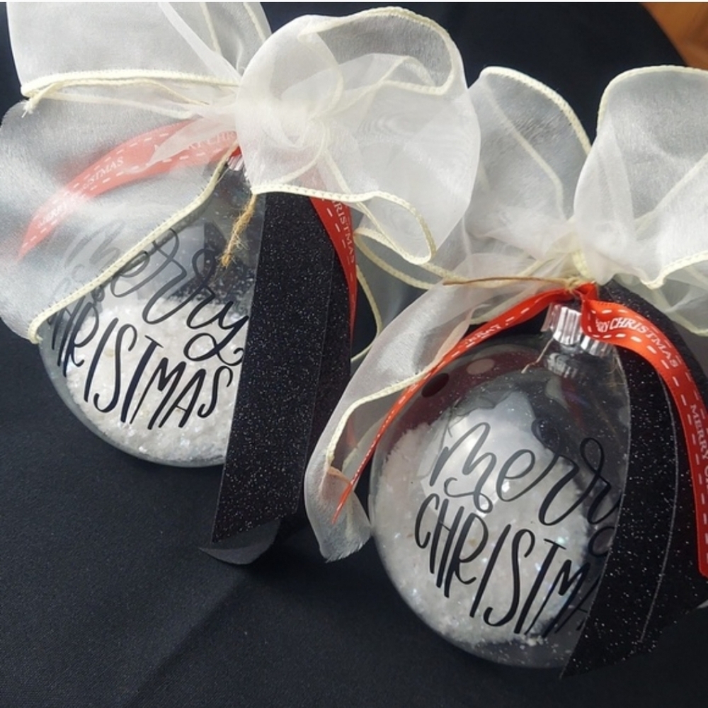 *🆕 Handmade Merry Christmas Glass Bulbs, Ribbons, Set of 2, Ornaments Gifts NEW